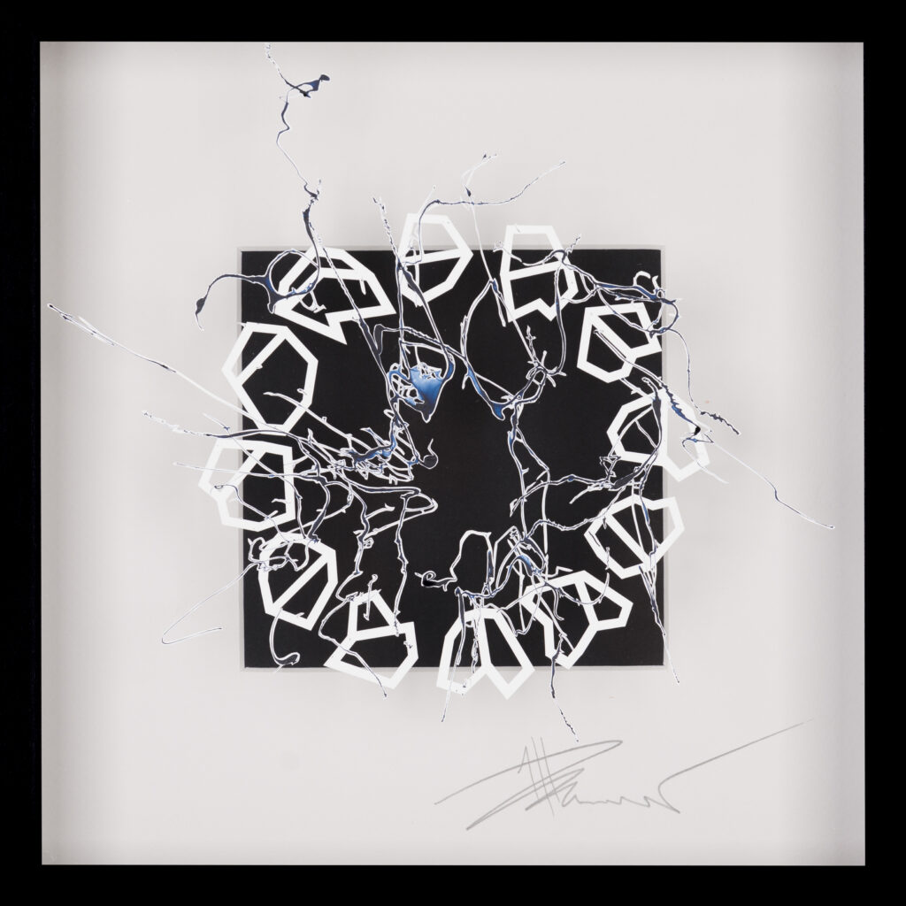 _Brain Works - Pollockesker Scherenschnitt XXIII_Acryl und Papier_25x25_
